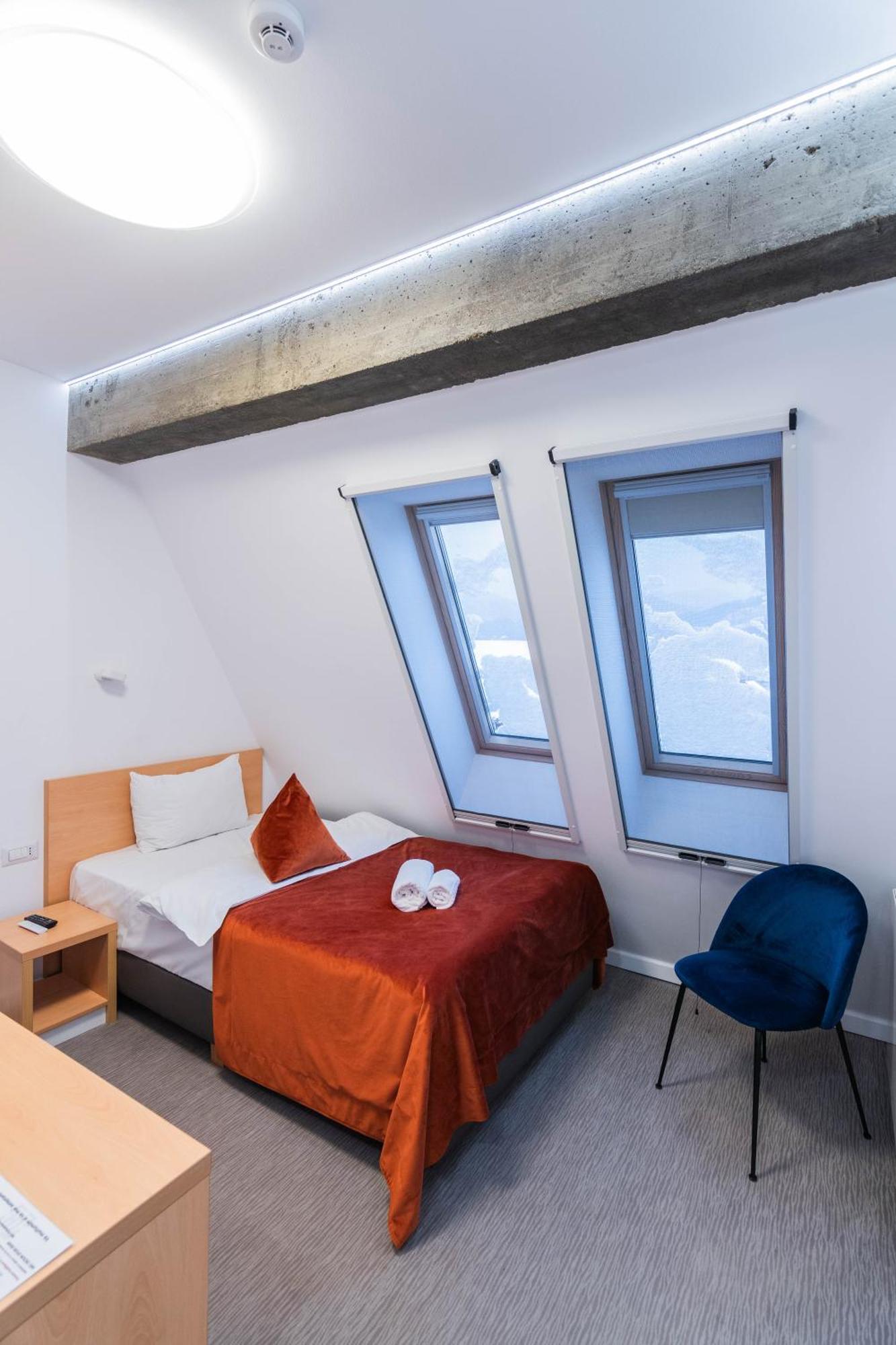 Hotel Urban Бая-Маре Экстерьер фото
